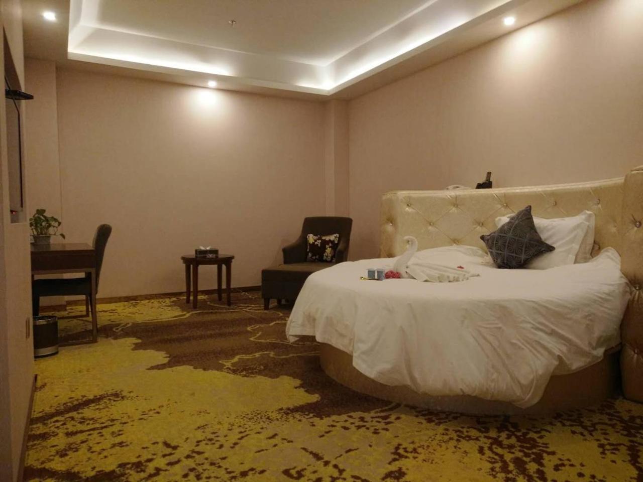 Dunhuang Dasheng Vacation Hotel Εξωτερικό φωτογραφία